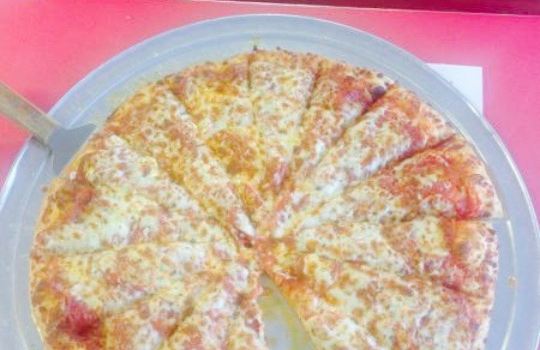 Fox's Pizza Den of Rayville