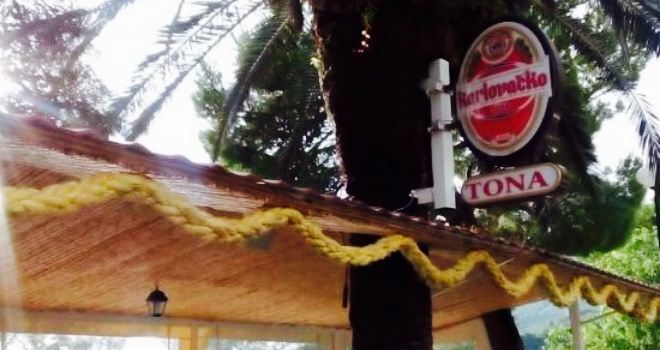 Tona Caffe Bar & Restaurant