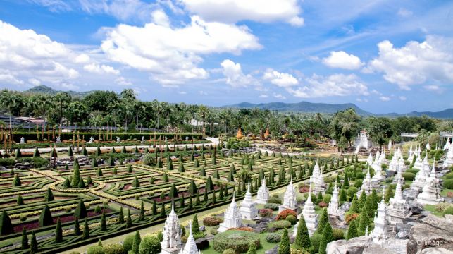 【專車暢遊】從曼谷出發：真理寺 + 七珍佛山 + 東芭樂園 + Tutu 沙灘一日遊