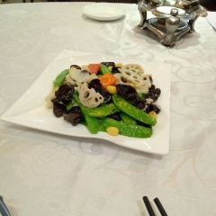 Yinyeyanshanjiudianzhong Restaurant User Photo