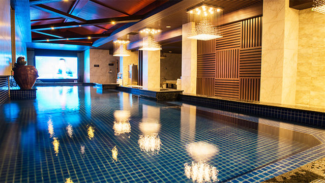 Shallow Sea Bathing Mansion