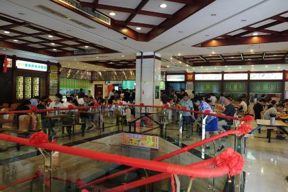 龙抄手(春熙路总店)