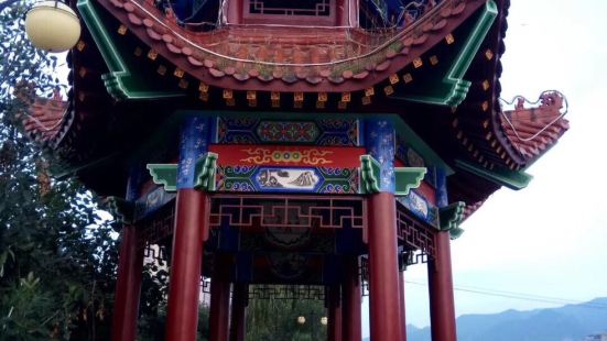 陕西省丹凤市，依凤冠山，滨丹江水，陕西南部一座历史悠久的小城
