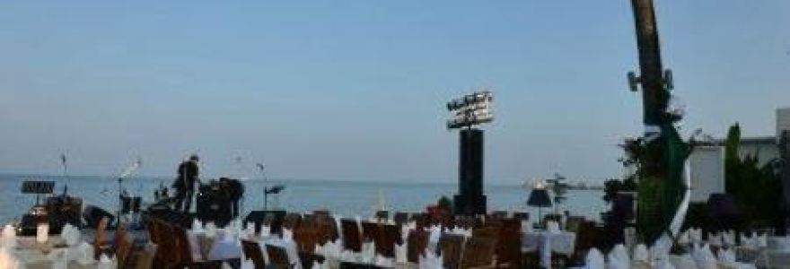 Living Room Bistro & Wine Bar