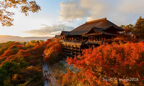 Kiyomizu-dera Temple