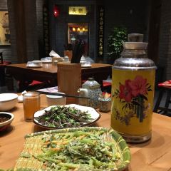 Zhendingzhengzonghaojiapaigu (yanzhaonandajie) User Photo