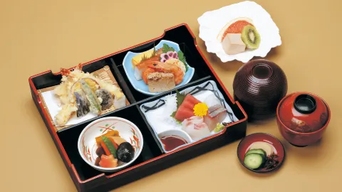 Izuei Main Restaurant in Tokyo