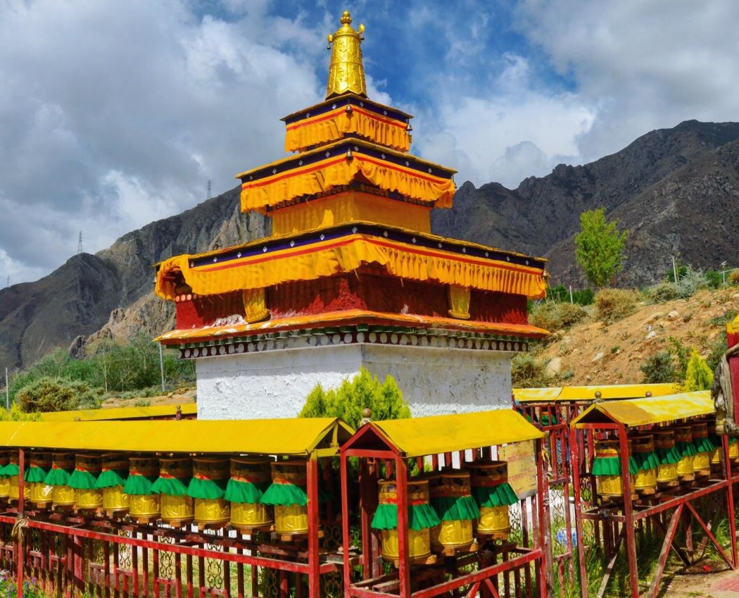 Drepung Monastery/Jinzhu West Road