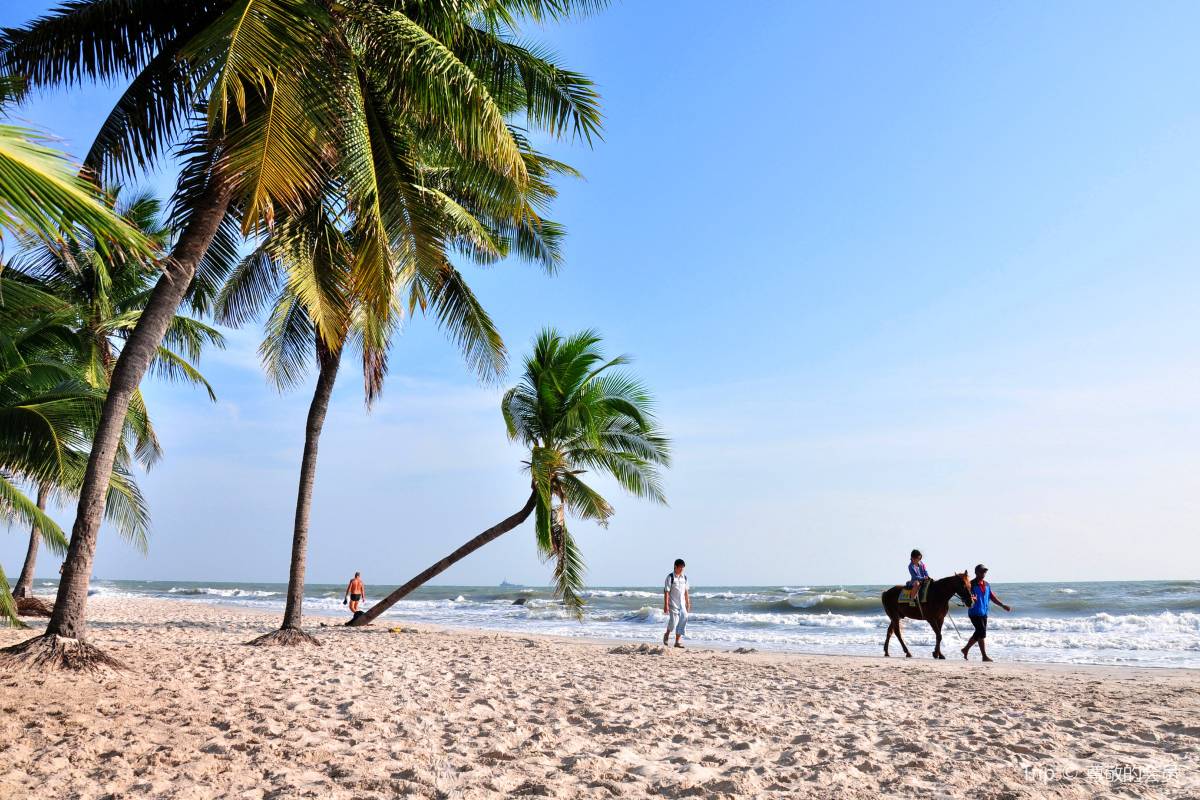 7. 🏜️ Hua Hin-Destinasi Ramah Muslim di Thailand