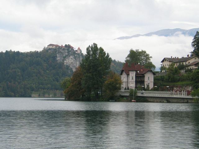Bread Island