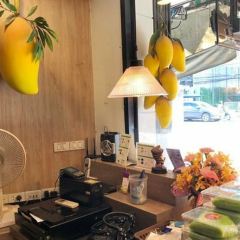 Mae Varee Mango Sticky Rice User Photo