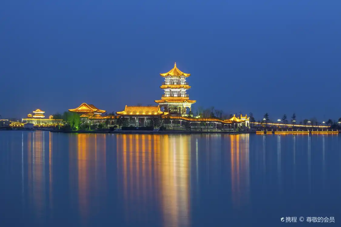 Hotels near Dongchang Lake