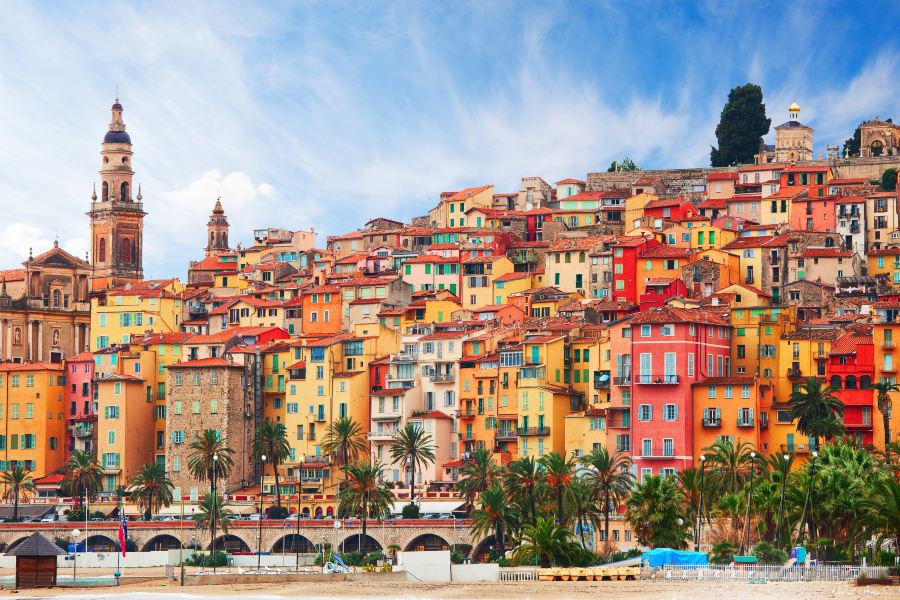 Compare 5 airports near Menton