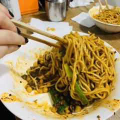 HUA SHI WAN ZA MIAN User Photo