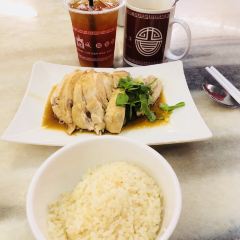 Famosa Chicken Rice Ball User Photo