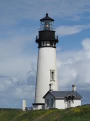 Yaquina Bay Lighthouse