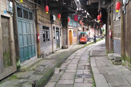 姊妹饭店(向阳路峨洪路店)