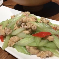 YUNSHANGTIANSHAN XINJIANG GOURMET FEAST User Photo