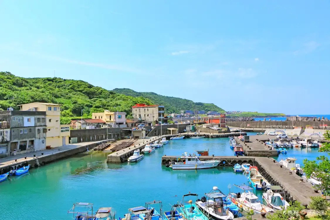 Hotels near Badouzi Seaside Park