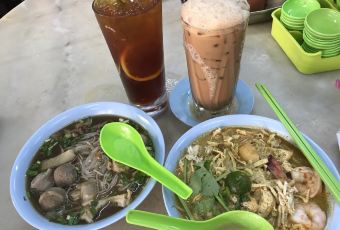 MeeTonPoe Phuket Town User Photo