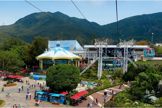 Top 10 Theme Parks in the World