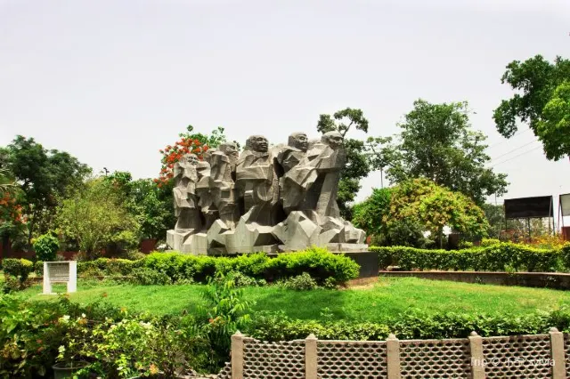 Everything You Need to Know before Traveling to New Delhi