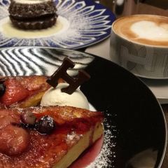 HERMES CAFÉ MADANG User Photo