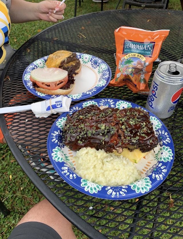 TJ'S BBQ by the Beach