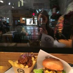 Ruff's Burger User Photo