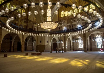 Al Fateh Grand Mosque