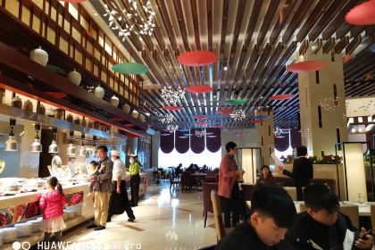 Fengduhuameidaguangchangjiudianzizhu Restaurant