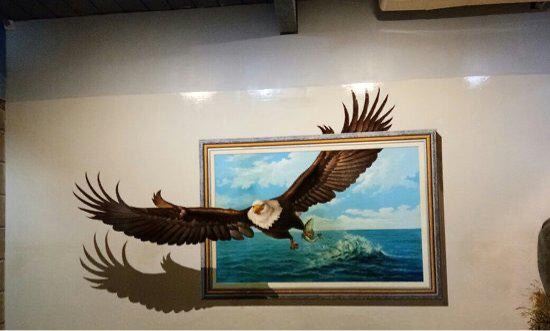 Art in Paradise
