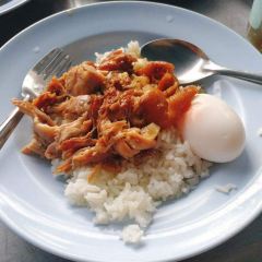 Chang Phueak Pork Leg Rice User Photo