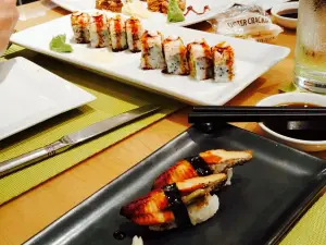 H2O: Seafood & Sushi
