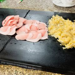长白山火山石烤肉 User Photo