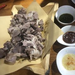 蒙艾里民族传统菜蒙餐 User Photo