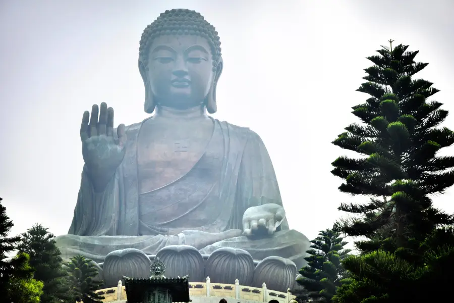 Tian Tan Buddha