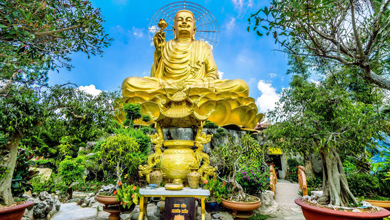Golden Buddha Statue