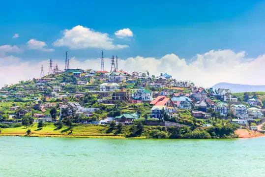 Hotels near Lake Gregory