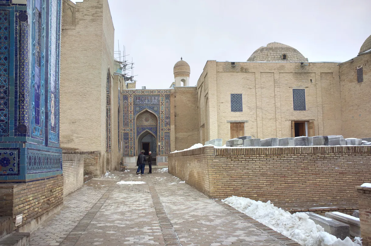 2_อนุสาวรีย์ชาห์รอีซินดาร์