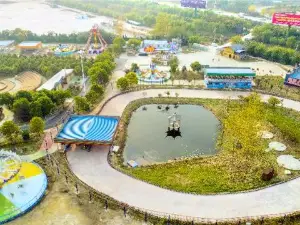 Yingdong Huanlecheng Amusement Park