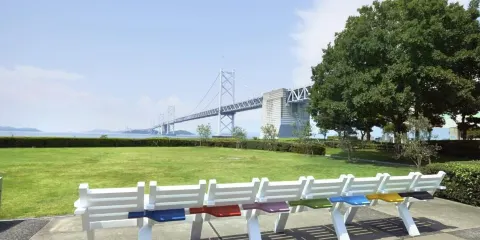八人九腳