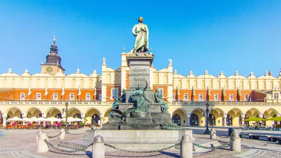 Adam Mickiewicz Monument, Kraków