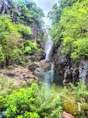 Khlong Phlu Waterfall