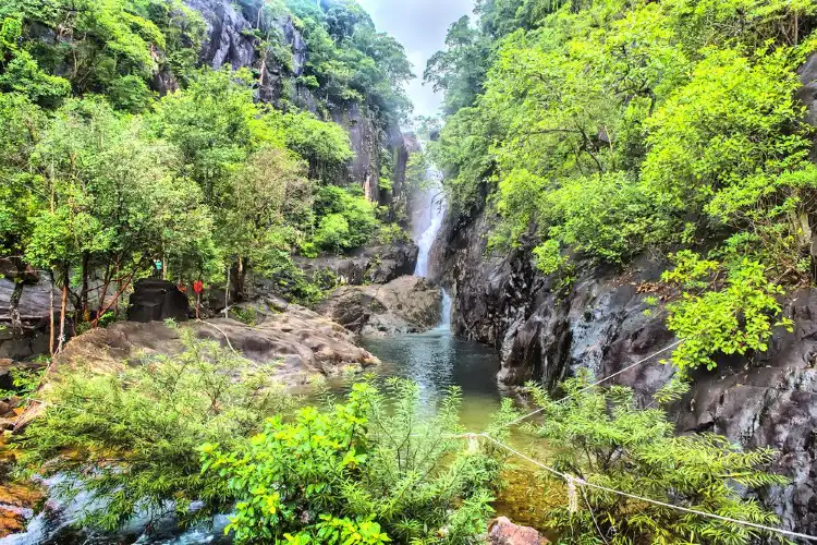 Các khách sạn gần Klong Plu Waterfall