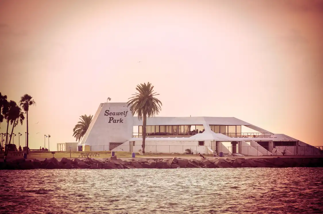 Hotels near Seawolf Park
