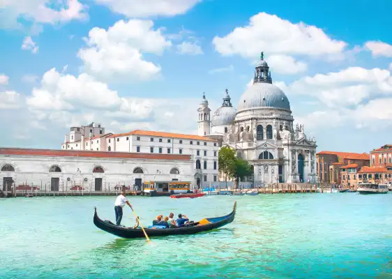 산타 마리아 델라 살루테 성당 주변 호텔