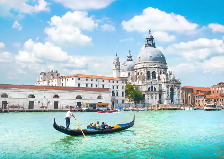 Các khách sạn gần Vương cung thánh đường Santa Maria della Salute