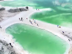 大柴旦翡翠湖旅遊景區