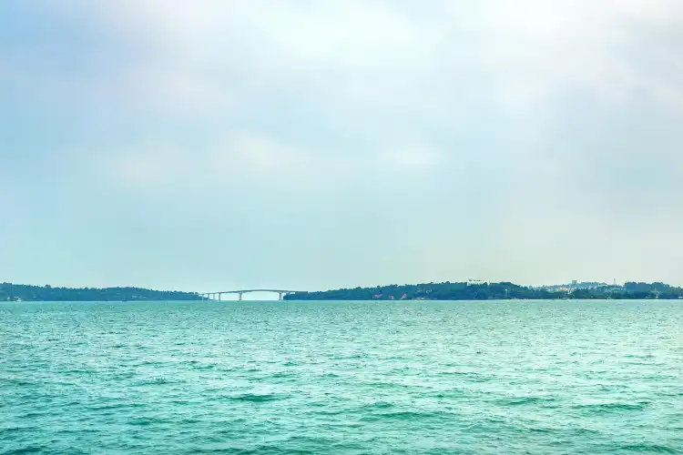 Hotels near Serendipity Beach